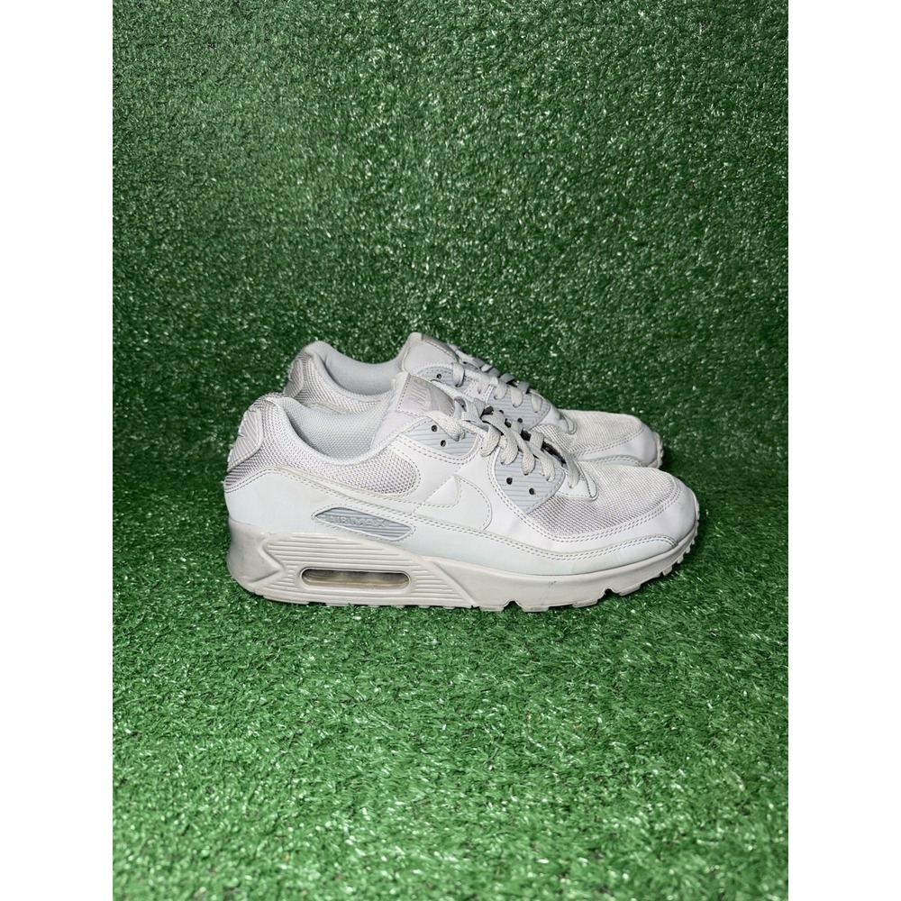Nike Air Max 90 Mens Size 10 Wolf Grey Running Shoes Comfort Sneakers CN8490-001